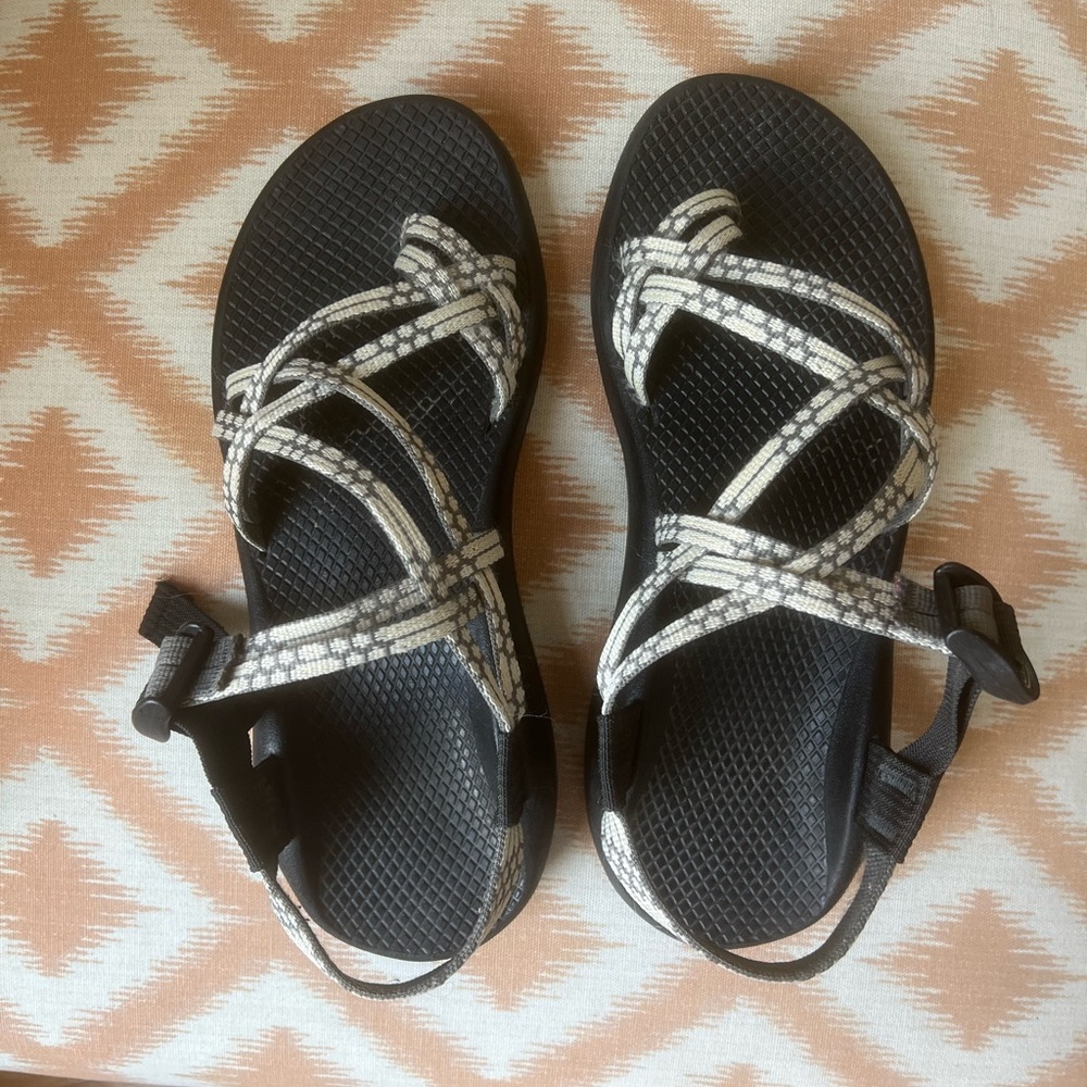 Chacos women’s 9